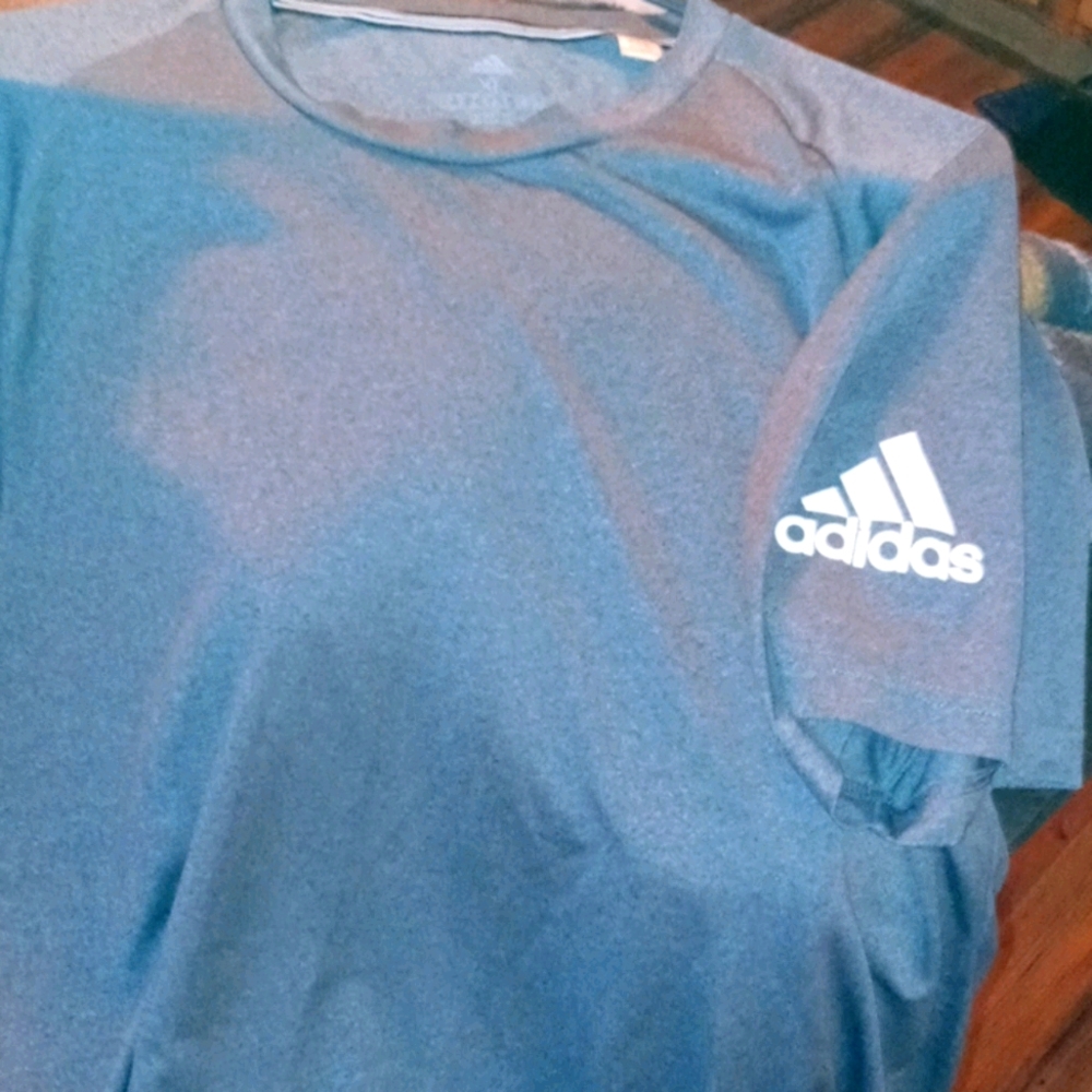 Adidas mens t shirt